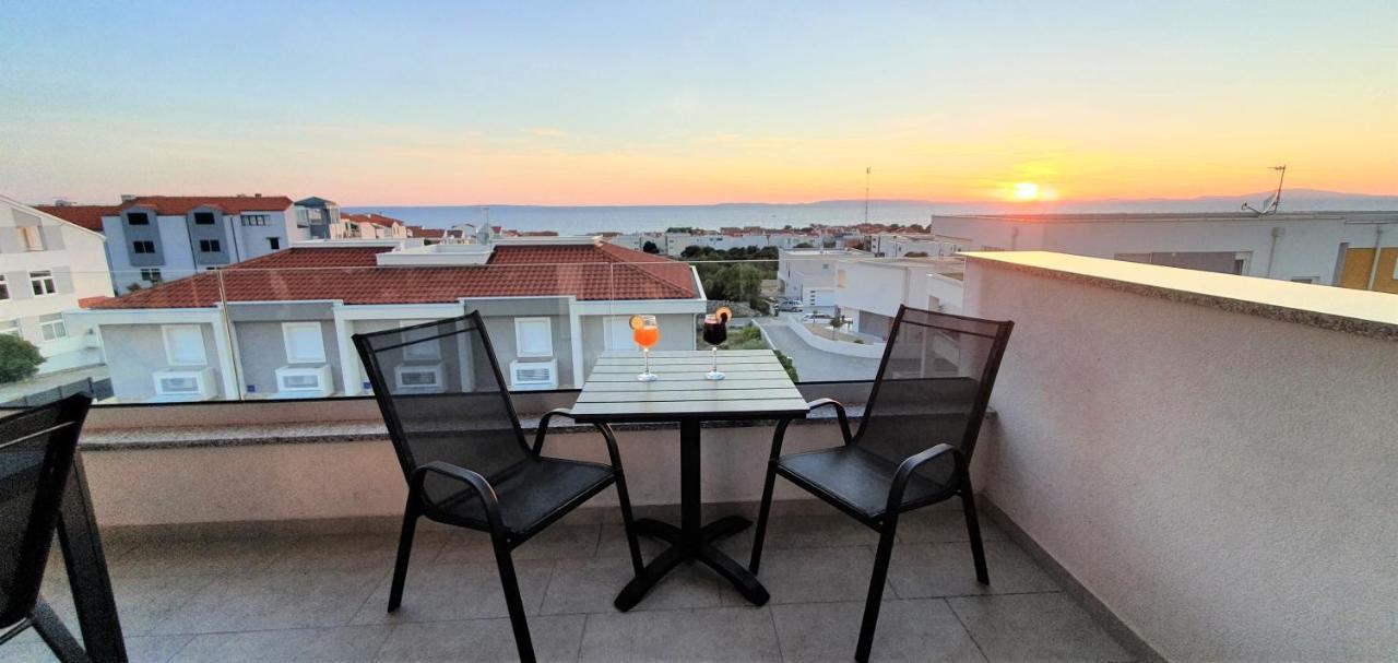 נובליה Seahorse Luxury Apartment With Pool And Sea View מראה חיצוני תמונה
