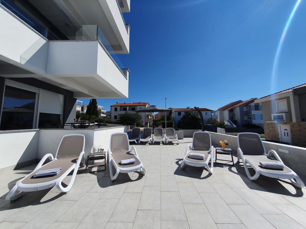 נובליה Seahorse Luxury Apartment With Pool And Sea View מראה חיצוני תמונה