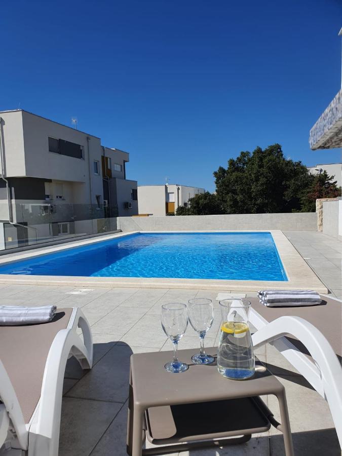 נובליה Seahorse Luxury Apartment With Pool And Sea View מראה חיצוני תמונה