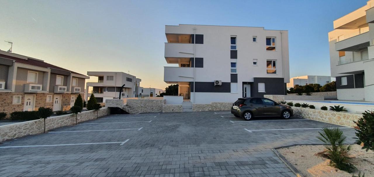 נובליה Seahorse Luxury Apartment With Pool And Sea View מראה חיצוני תמונה
