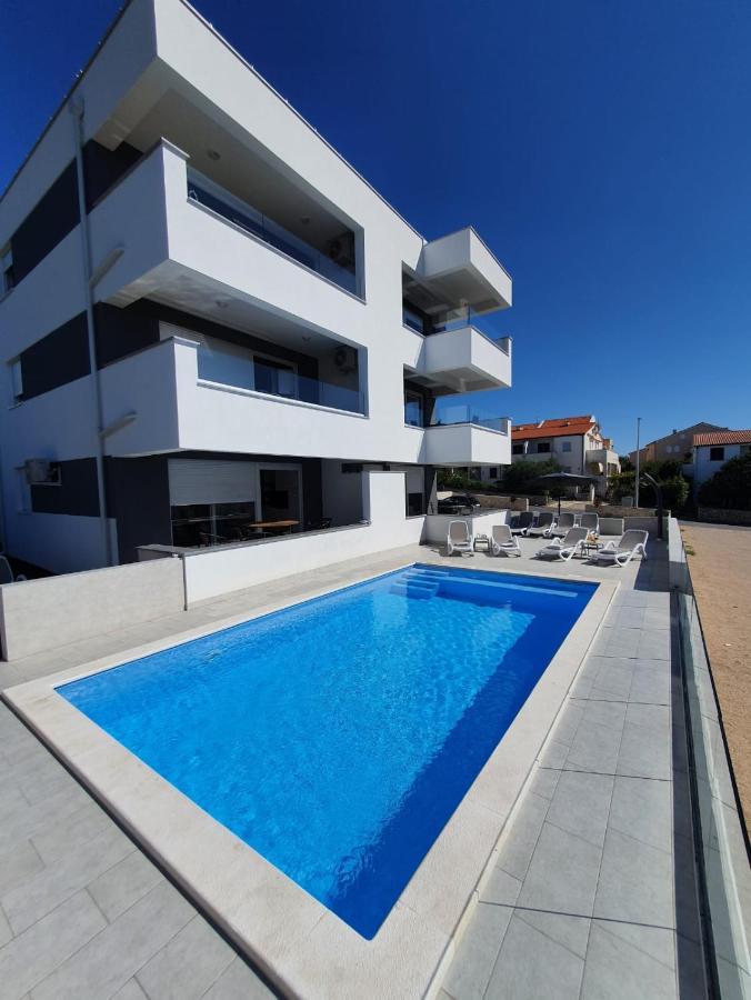 נובליה Seahorse Luxury Apartment With Pool And Sea View מראה חיצוני תמונה